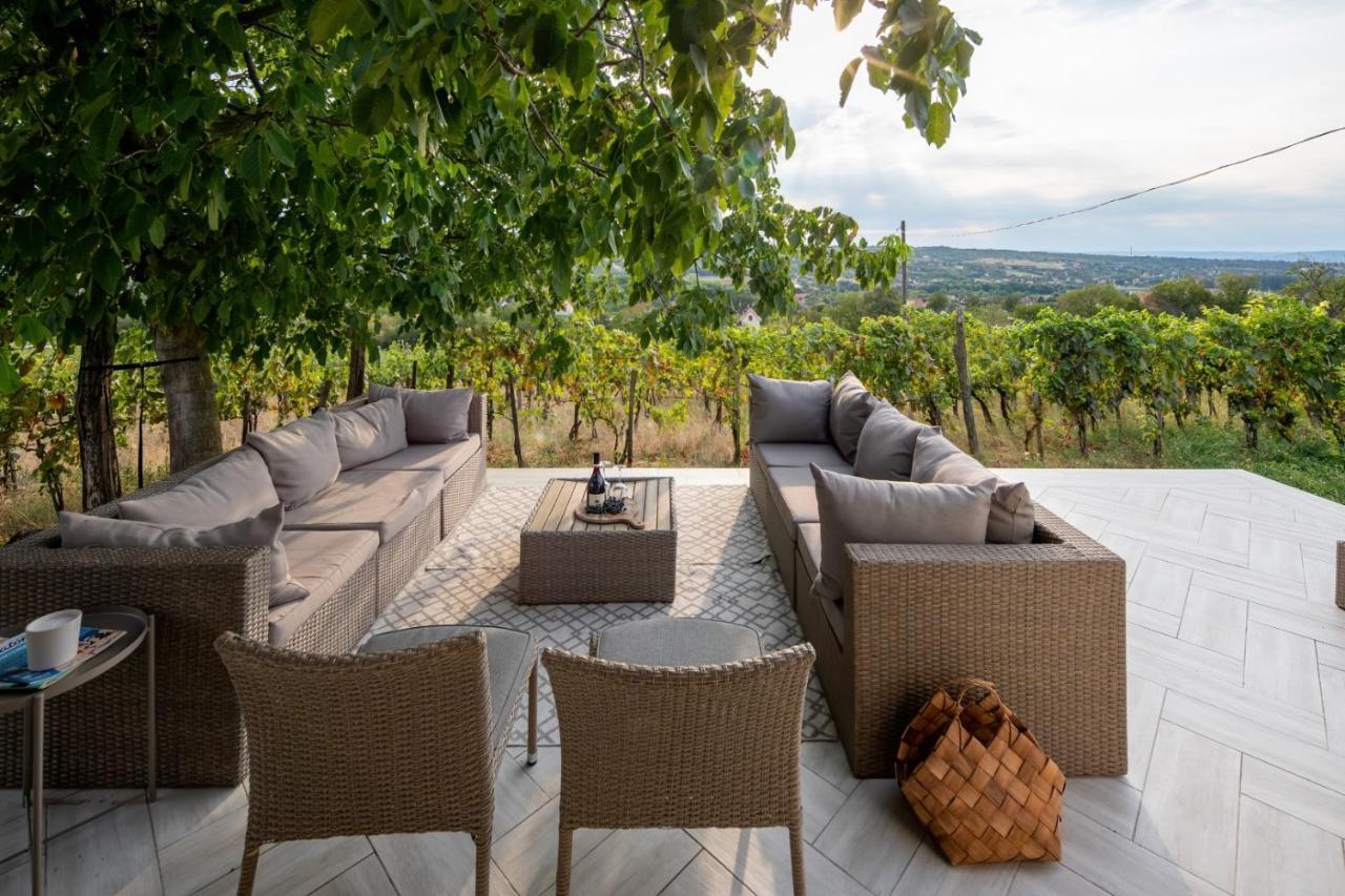 D.Five Vineyard & Retreat Koroeshegy Villa Exteriör bild